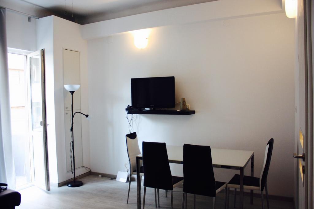 Apartament Central Cismigiu ブカレスト エクステリア 写真