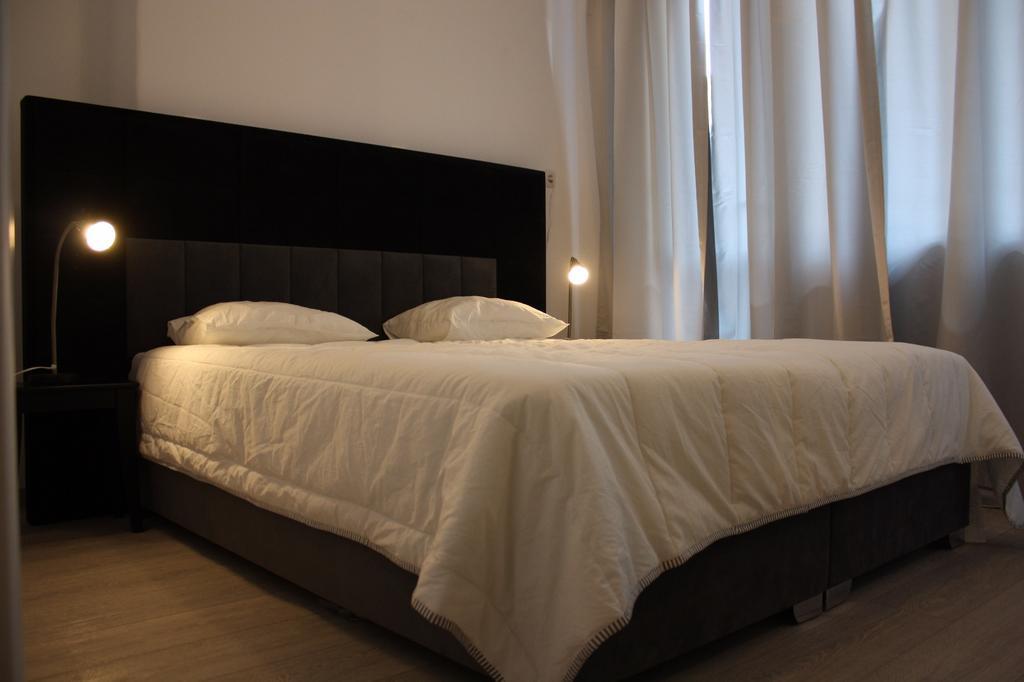 Apartament Central Cismigiu ブカレスト エクステリア 写真